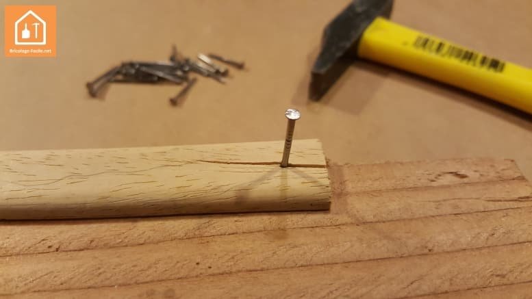 Comment planter un clou dans du plâtre ?