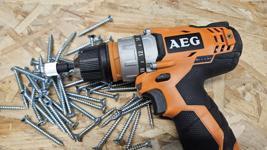 Perceuse visseuse AEG BBS 12C2