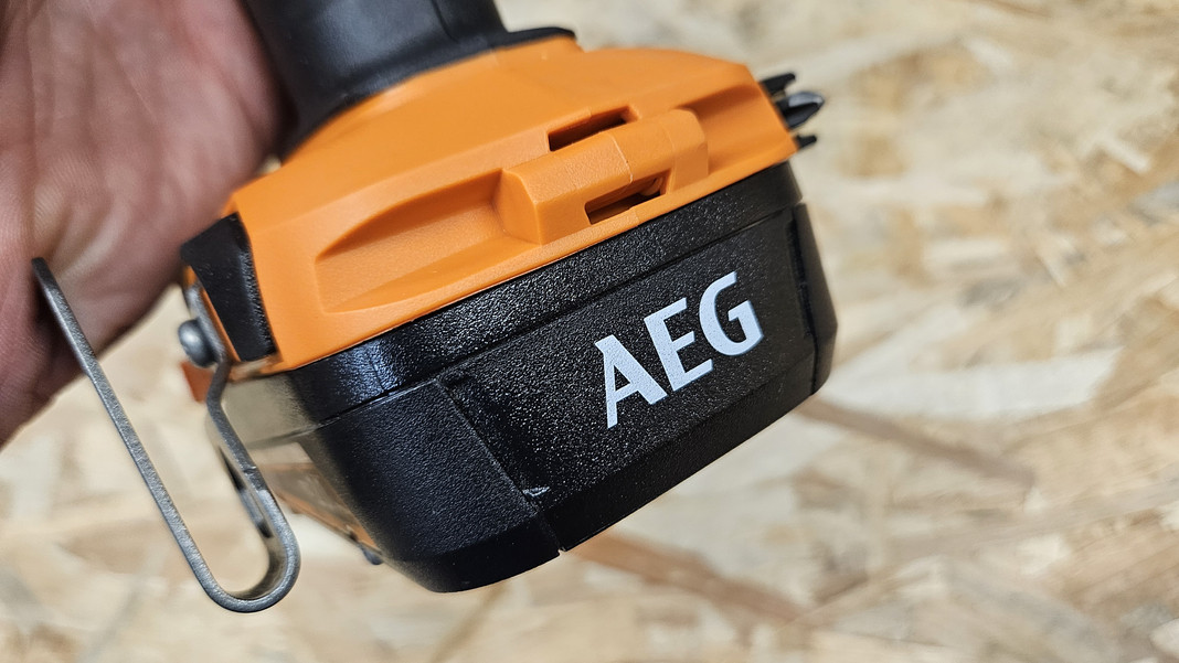 batterie 18V AEG