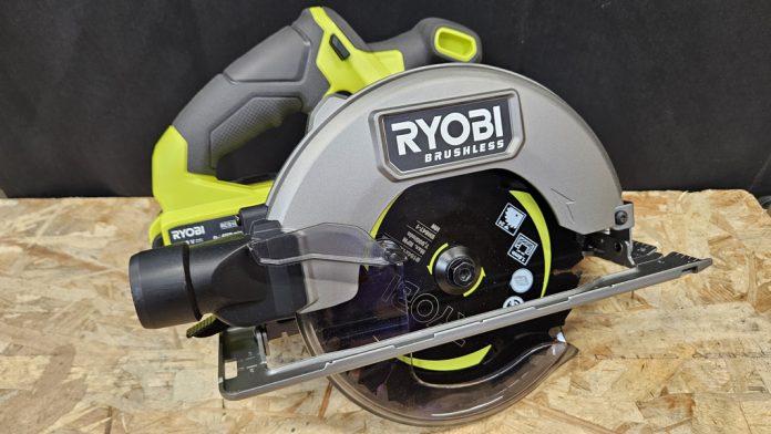 BF-test-scie-circulaire-ryobi-rcs-18bl-1 Scie circulaire Ryobi RCS 18BL