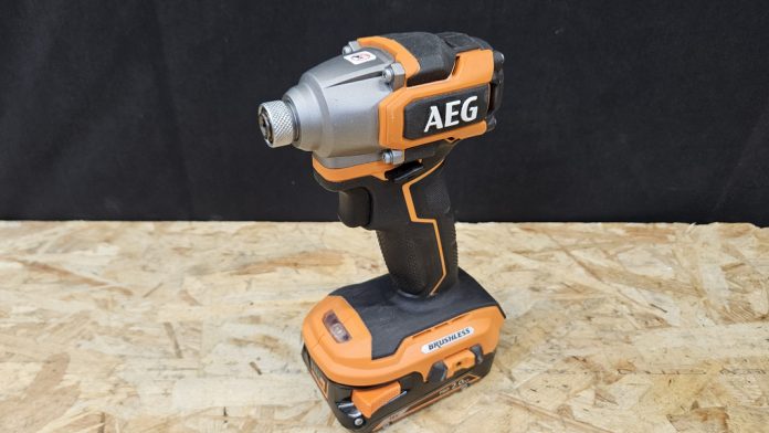 Visseuse à choc AEG BSS 18SBL