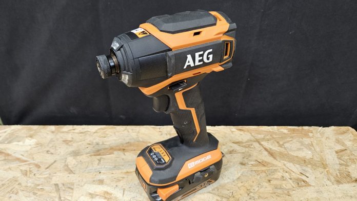 Visseuse à choc AEG BSS18B6 : Test et Avis