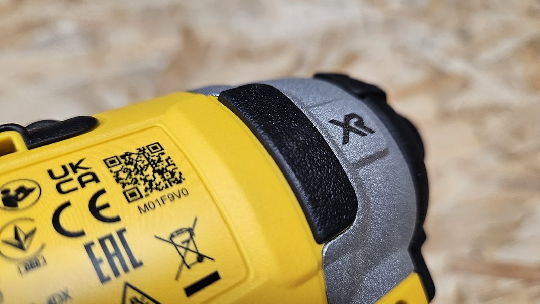 Visseuse à chocs sans balais DeWalt DCF887 18 V XR à 3 vitesses avec
