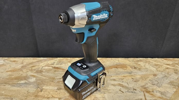 Visseuse à choc Makita DTD157Z