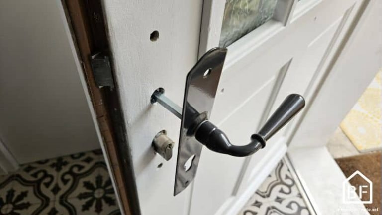 Changer Poignee Porte Entree