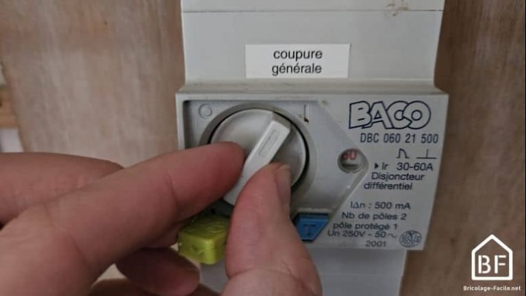 Comment couper le courant sans risque - Bricolage Facile