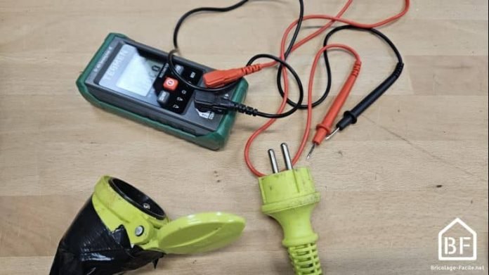 Comment réparer une rallonge électrique extérieure - BF