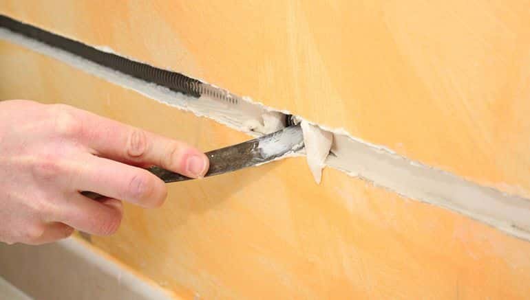 Maconnerie Realiser Une Saignee Dans Vos Murs Bricolage Facile